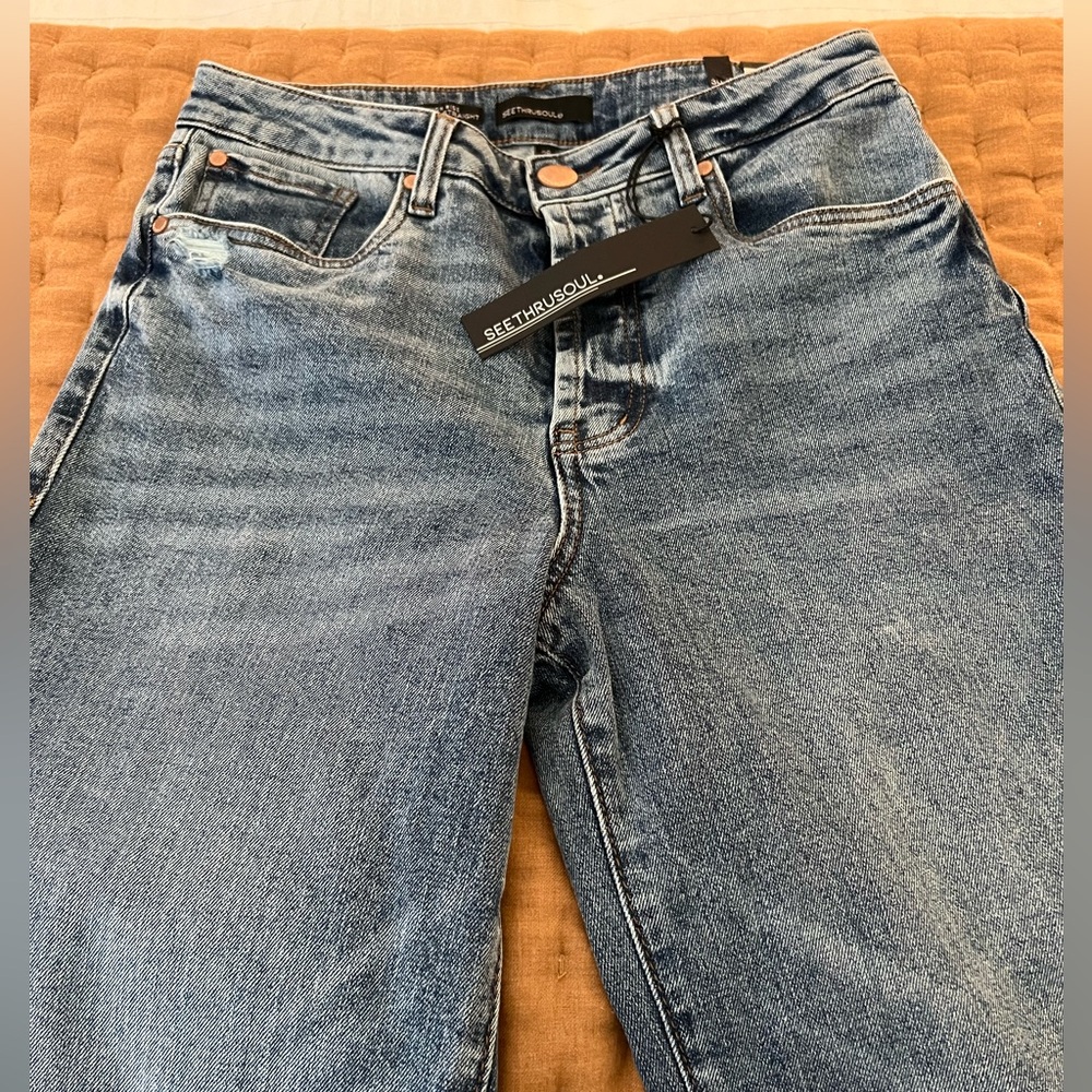 See Thru Soul. Women’s 26. High rise relaxed straight. Like new (still has tags)